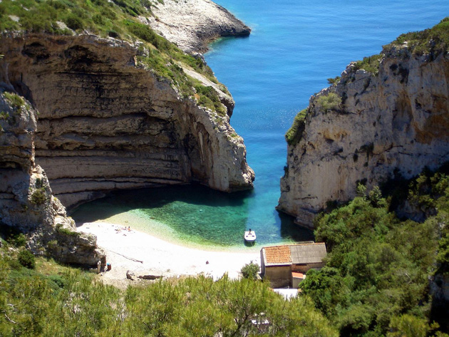 header image for Beautiful Bays and the Blue Cave on the Island of Vis